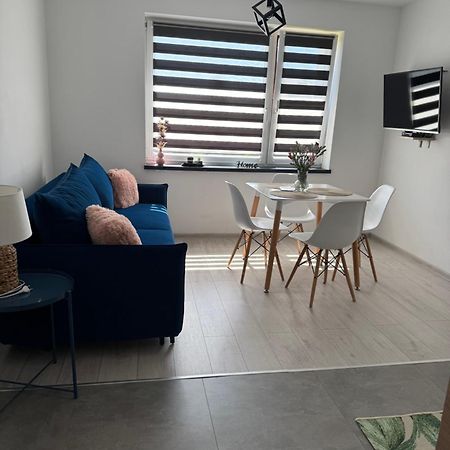 Apartamenty Happy House 扎托尔 外观 照片