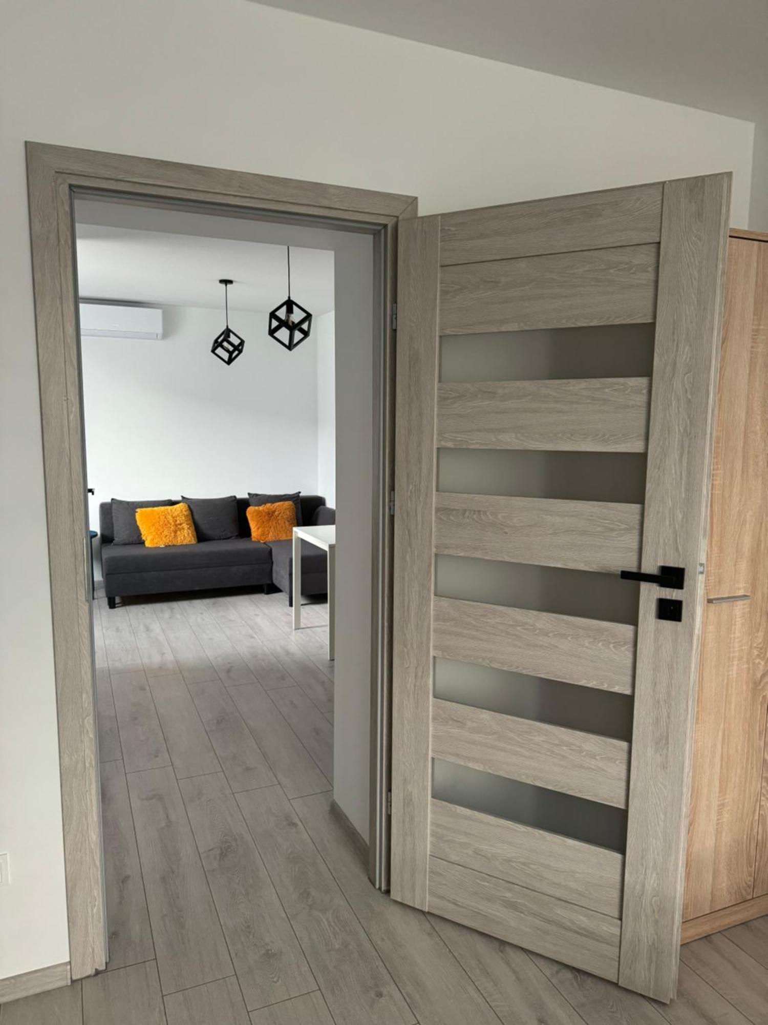 Apartamenty Happy House 扎托尔 外观 照片