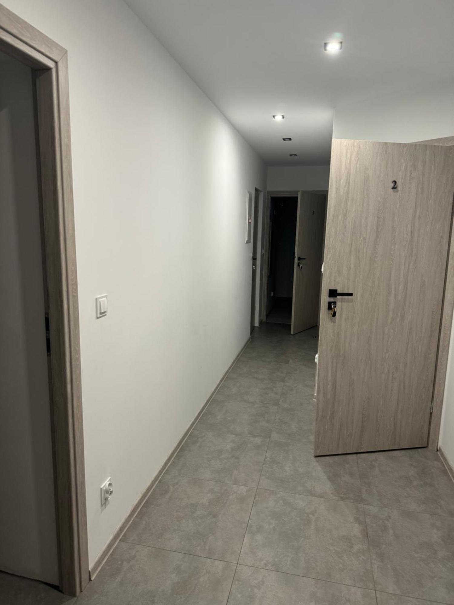 Apartamenty Happy House 扎托尔 外观 照片